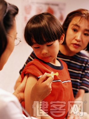 聯合疫苗讓寶寶少挨8針 寶寶打疫苗注意啥