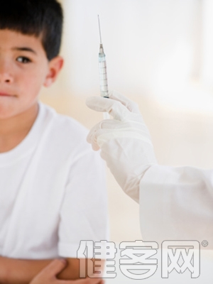 聯合疫苗讓寶寶少挨8針 寶寶打疫苗注意啥