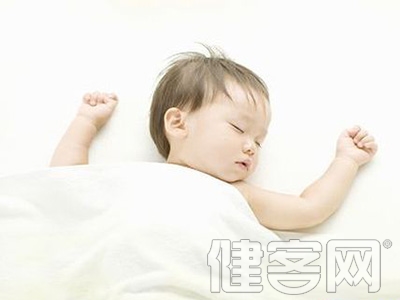 趴著睡的寶寶智力發育較快