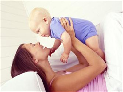 嬰幼兒期怎麼預防寶寶長大挑食?