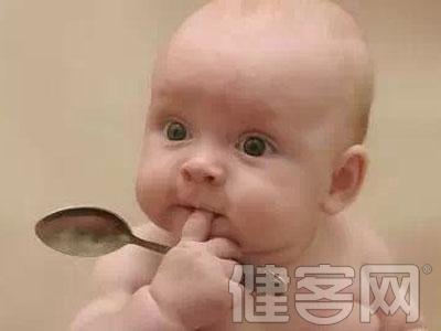 寶寶吃米飯也要按年齡區分
