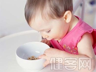 寶寶多大可以開始吃油 孩子吃什麼油好