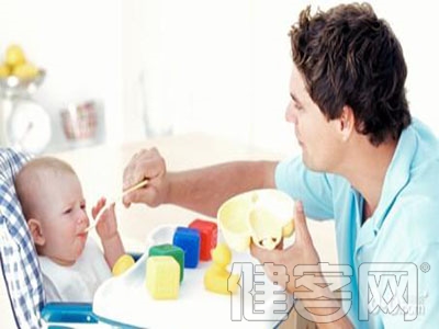 在為寶寶不愛吃輔食而發愁嗎