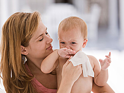 新生兒感冒鼻塞時 試試這10個方法