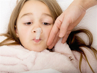 小兒肺炎容易引發哪些並發症呢？