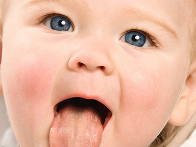 寶寶容易尿床要注意 可能是便秘導致