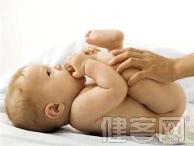 聽兒科專家談寶寶便秘問題