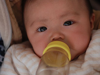 寶寶拉肚子應該喝什麼奶粉？