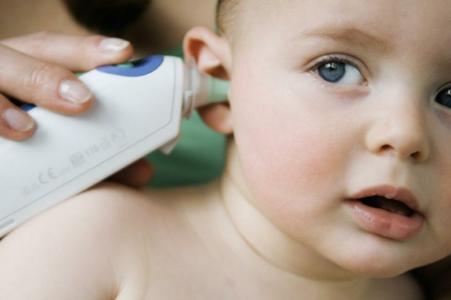 新生兒體溫多少度正常？如何維持新生兒正常體溫?