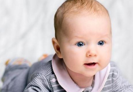 寶寶嘔吐常見原因及處理措施