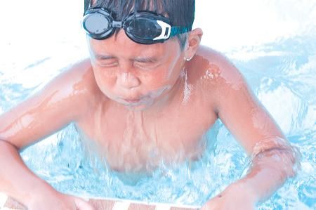 夏天兒童游泳的注意事項