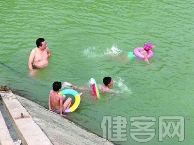 兒童夏季游泳需警惕“干性溺水”：奪命悄無聲息