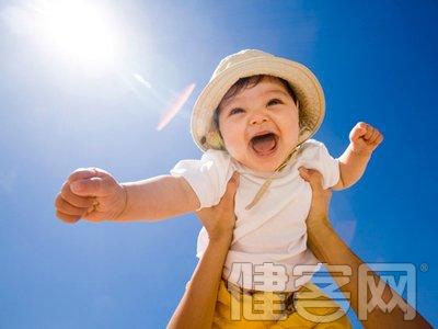 兒童曬太陽時謹防曬傷
