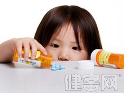2歲半女童誤服藥 萬一孩子吃錯藥如何應對