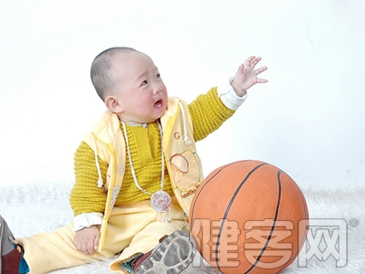 深圳兒童醫院迎來急診高峰 呼吁家長小病就近就醫