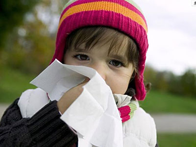 孩子秋燥流鼻血應該怎樣處理？