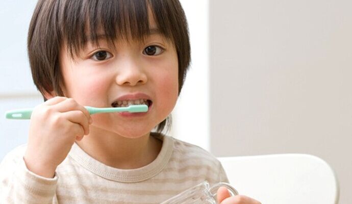 愛護牙齒：不同的年齡段刷牙的方法也不同哦