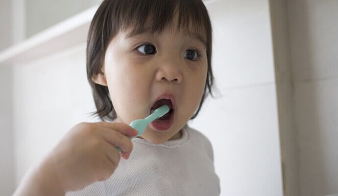 牙齒保護：寶寶刷牙有講究