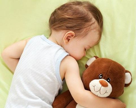 寶寶經常做夢睡不穩是不是缺鈣？