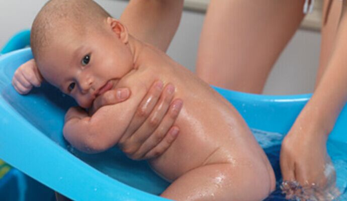 小寶寶洗澡需謹慎,這些情況下不太適宜！