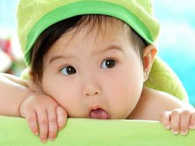 寶寶奶粉攝入量多影響消化