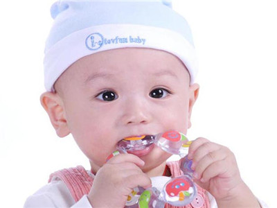 嬰兒出牙 不能忽略的3大護理