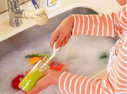 如何徹底清洗寶寶的奶瓶
