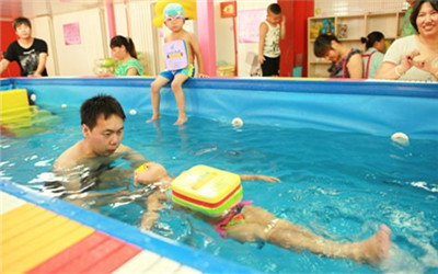 夏季帶孩子游泳，小心六種傳染病