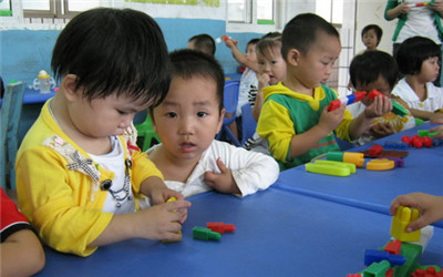 幼兒園擇校傷腦筋——如何為寶寶挑選合適的幼兒園？