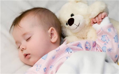 【育兒知識】如何讓新生兒安穩睡覺？
