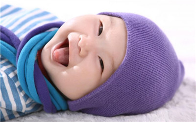 一招教你看寶寶是否健康——小舌頭大學問