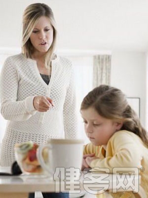 飯桌不該成為“說教陣地” 孩子焦慮容易厭食