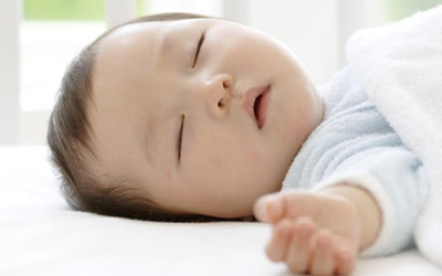 “貪睡”的嬰兒更容易長高？！