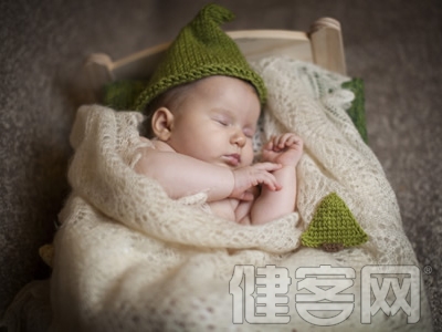 售價超百元嬰兒防側枕熱銷 新生兒慎用!