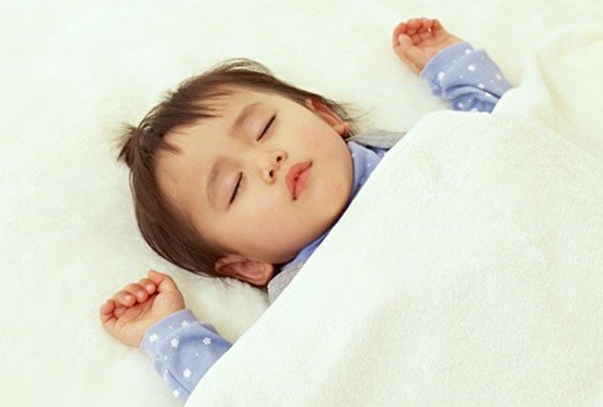 父母如何成功讓寶寶自己睡覺？