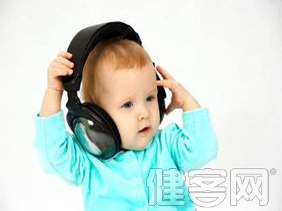 嬰兒長期聽音樂 易出現語言障礙