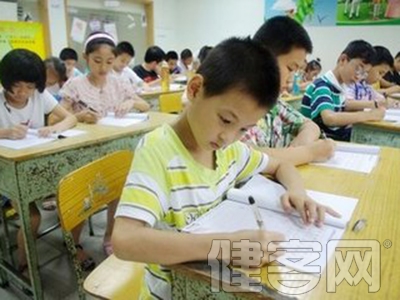 家長不到位孩子更受累