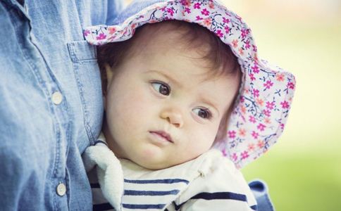 哪些原因誘發小兒支氣管炎 誘發支氣管炎的原因 小兒支氣管炎如何護理