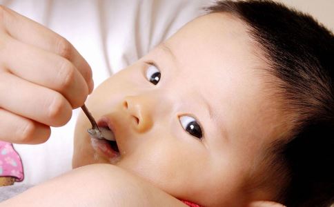 幼兒便秘怎麼調理 寶寶便秘飲食調理 嬰幼兒便秘怎麼調理