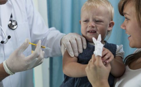 寶寶接種疫苗後如何護理 寶寶接種疫苗後怎麼護理 寶寶接種疫苗後的護理方法